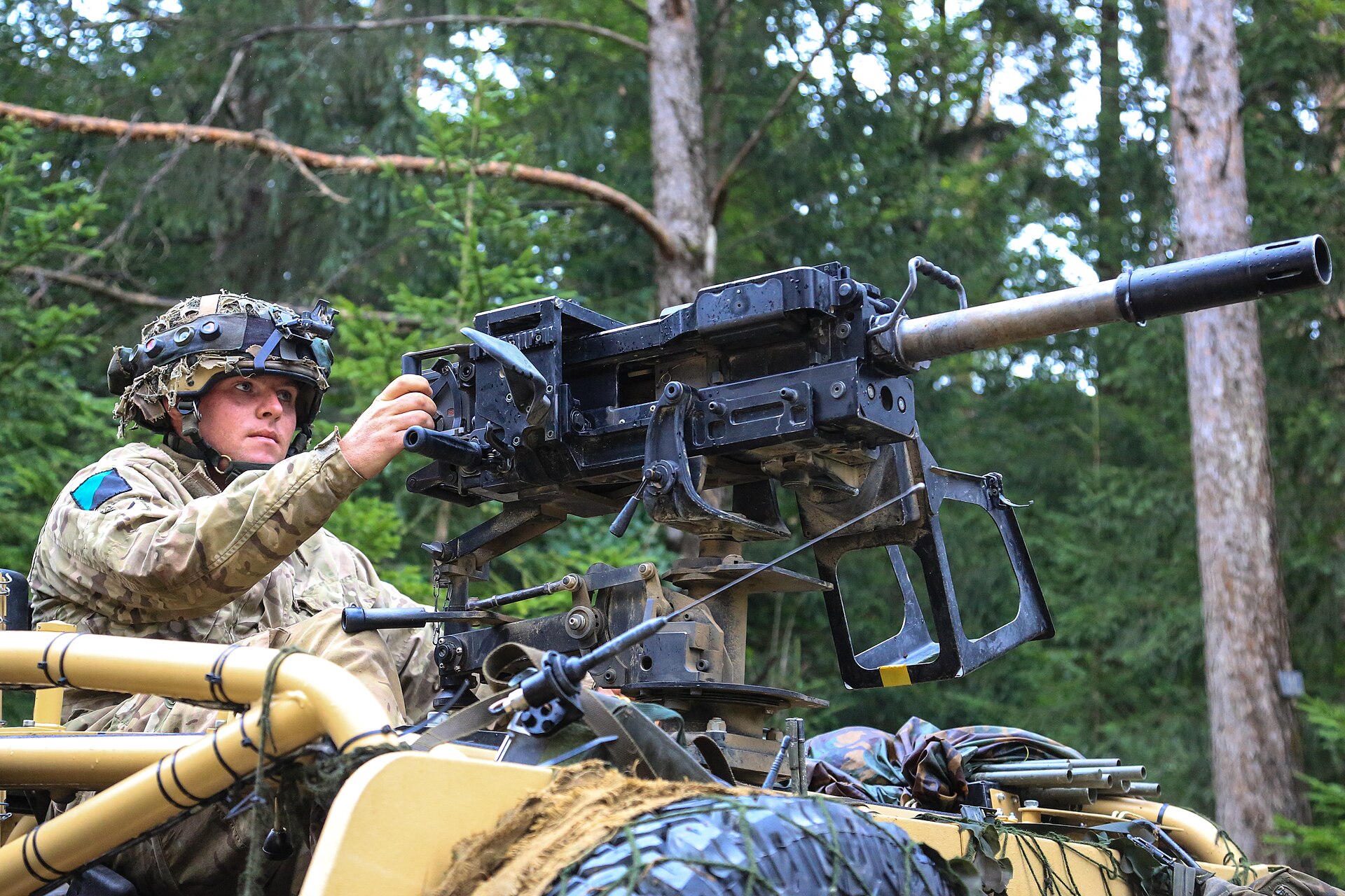 Wolf WMIK — Royal Irish Regiment WMIK with 40 mm GMG providing overwatch, exercise Allied Spirit II, Hohenfels, Germany, August 2015
